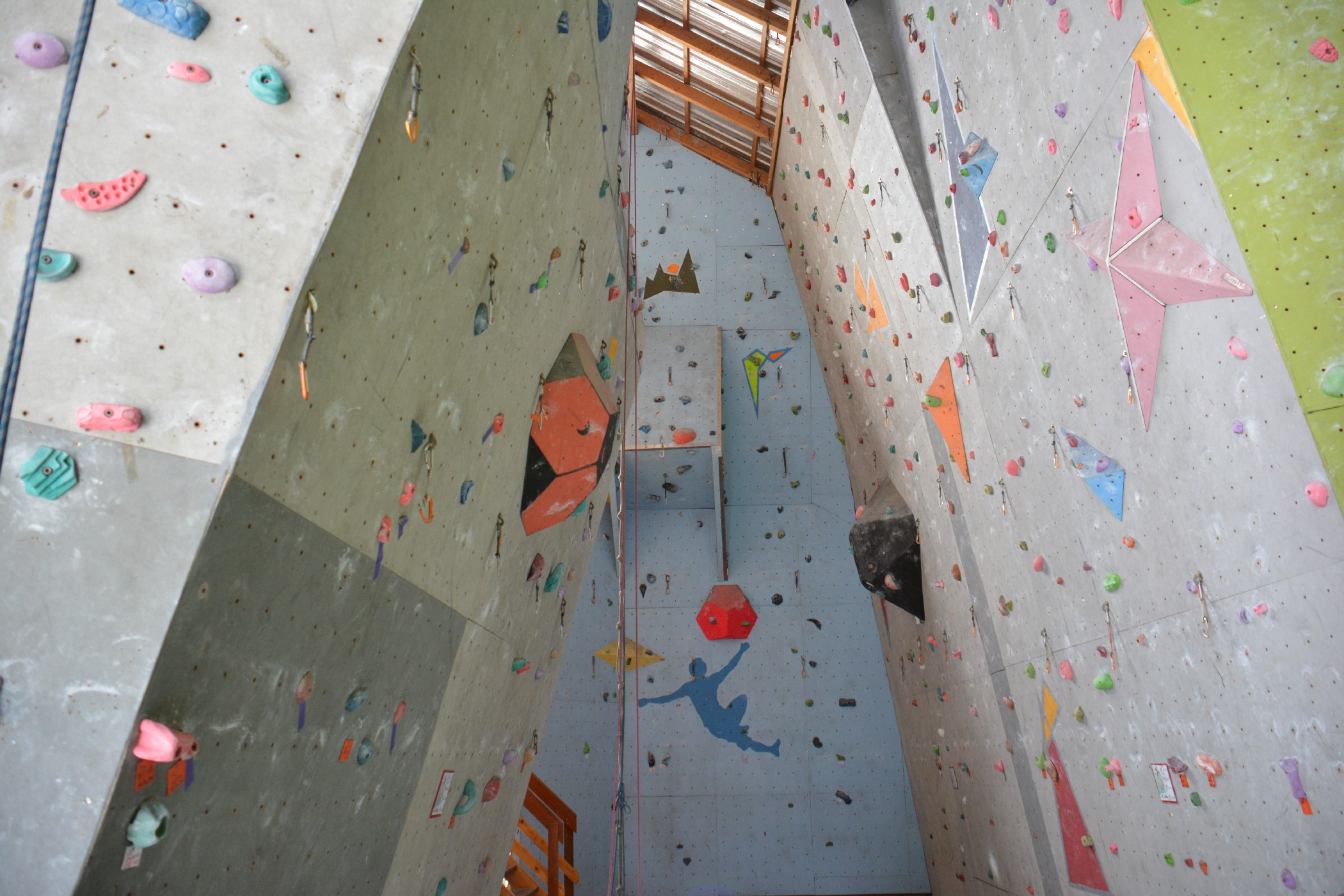 No Gravity indoor climbing gym