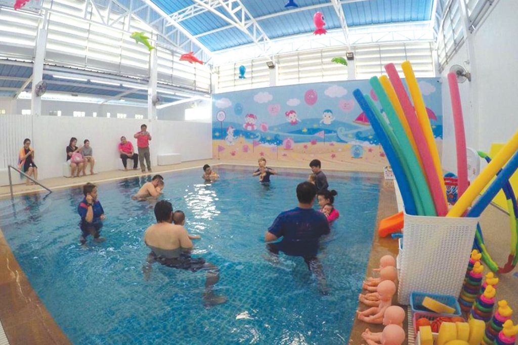 08-swimmingkids
